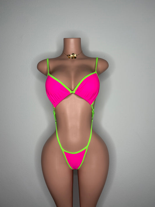 Guitar fucsia swimsuit