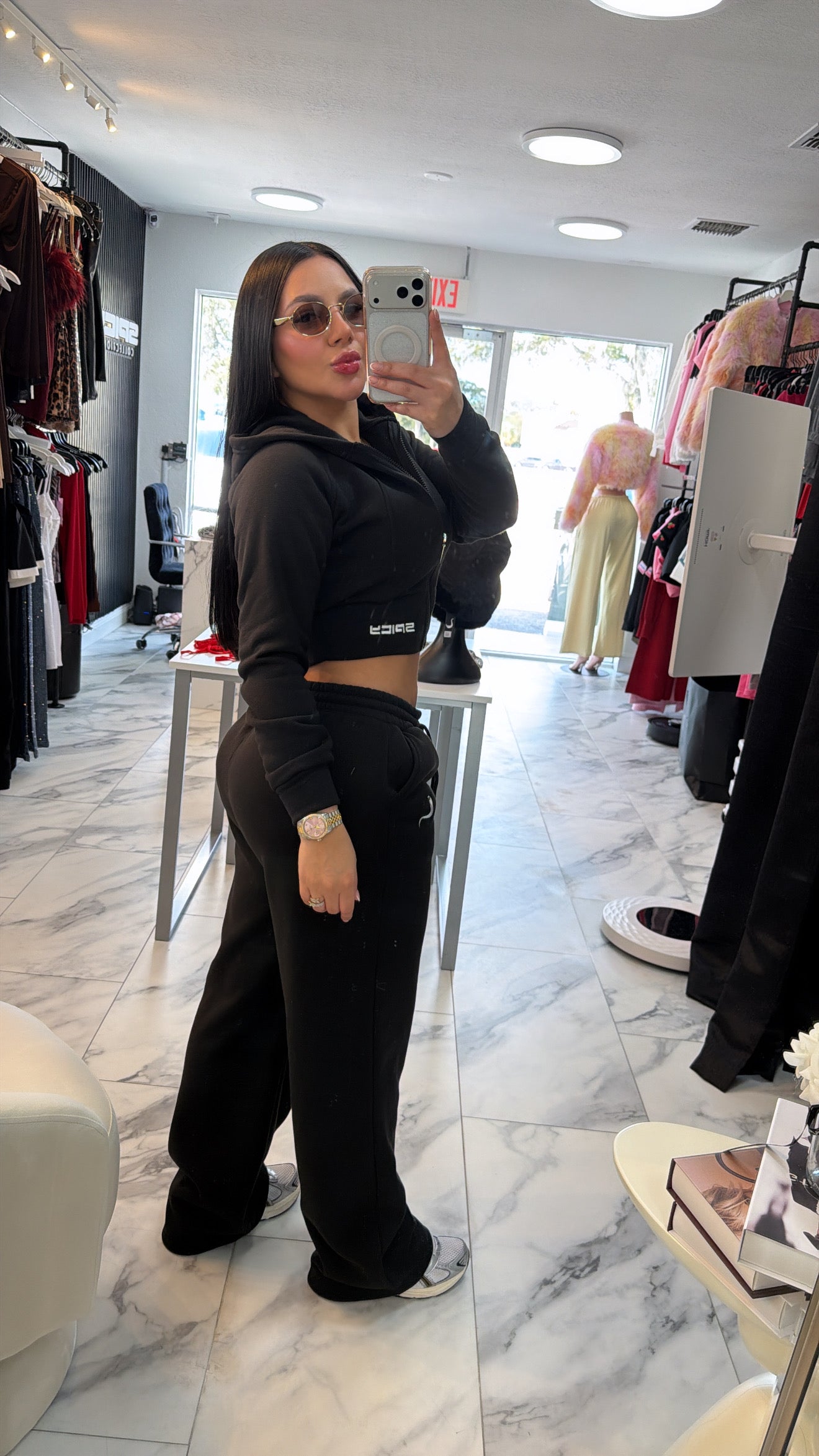 Basic hoodie blk spicy