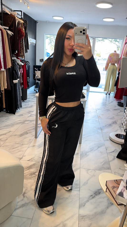 Comfy long sleeve spicy